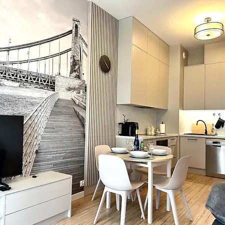 Michalczyka 3a - Self Check-in 20h - Parking Wrocław